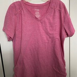 pink t-shirt